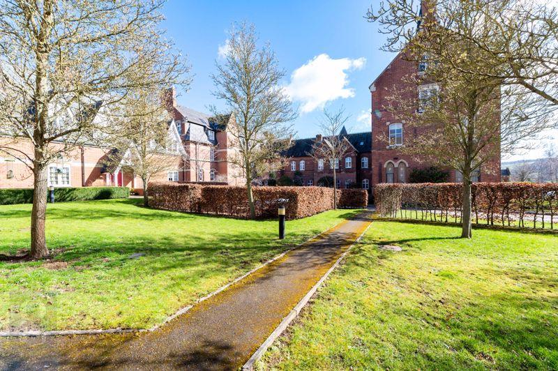 Frome Court, Bartestree, Hereford, HR1 4DX 3 bed townhouse for sale £