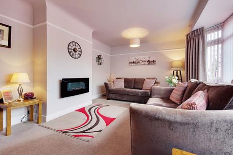 79 Bradpole Road, Bournemouth, BH8 9NY