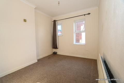 1 bedroom flat to rent, Clapham Road, Bedford, MK41