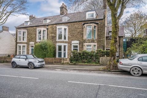 4 bedroom terraced house for sale, London Road, Buxton, Derbyshire, SK17