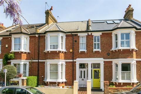 32 Forest Road, Richmond, TW9 3BZ