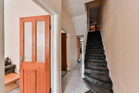 3 South Grove, London, N15 5QG