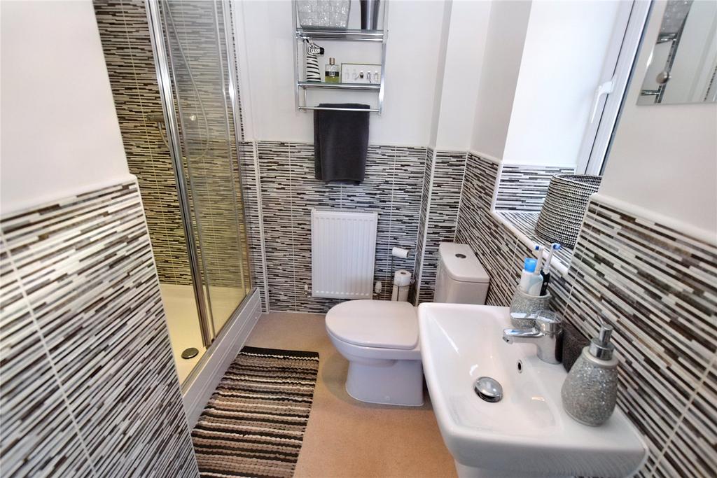 Master En-Suite