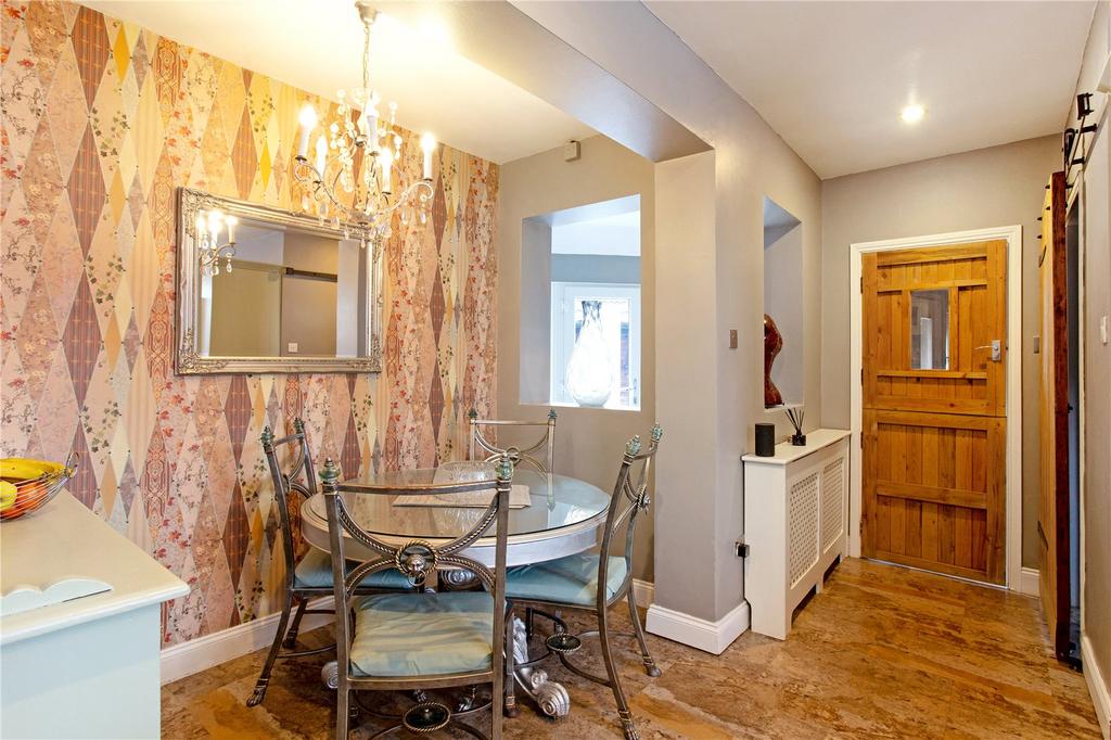 Breakfast Room