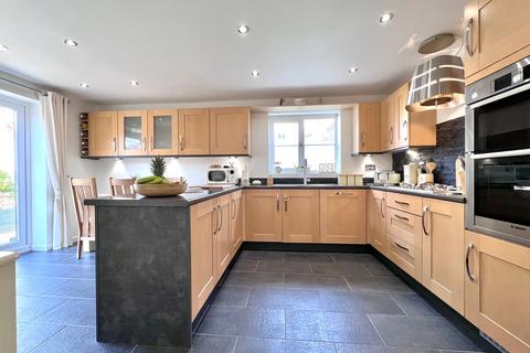 5 bedroom detached house for sale, Palmer Road, Faringdon, SN7