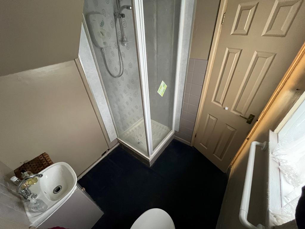 Understairs Shower Room