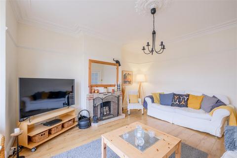 27 Bracken Road, Brighouse, HD6 2HX