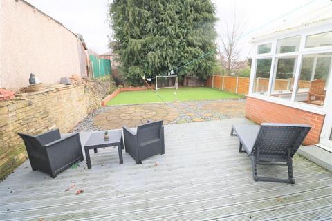 24 Castlefields Crescent, Brighouse, HD6 3PD