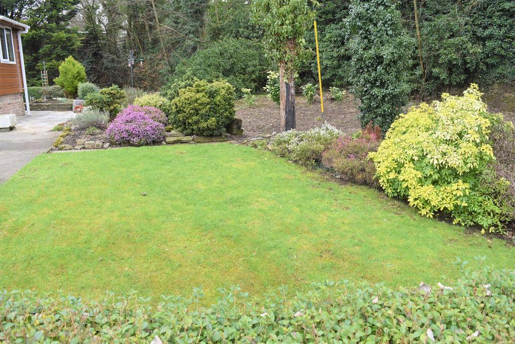 Quarry Moor Park, Harrogate Road, HG4... 2 bed park home £105,000