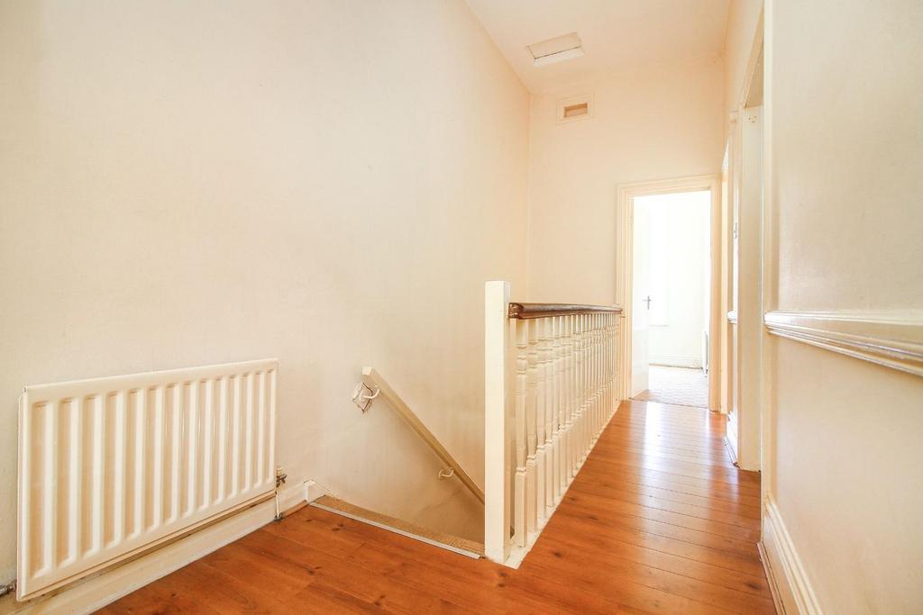 Kirton Park Terrace, North Shields 2 bed flat £140,000