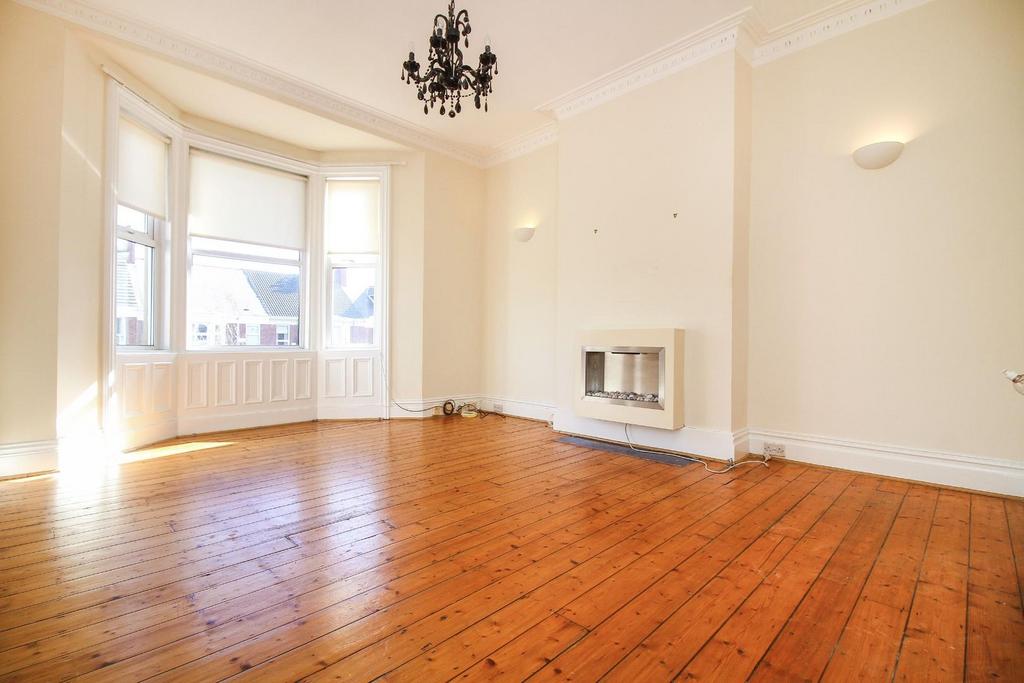 Kirton Park Terrace, North Shields 2 bed flat £140,000
