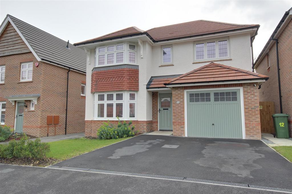 West Wold, Swanland 4 bed detached house for sale £425,000
