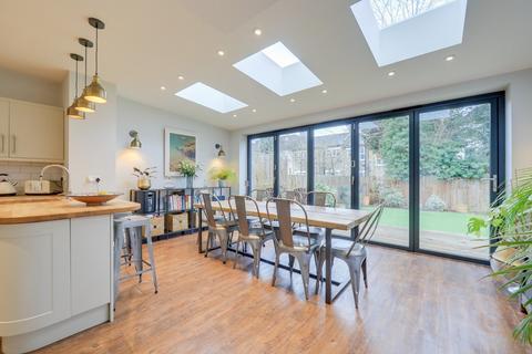 6 Ardgowan Road, London, SE6 1AJ