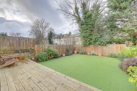 6 Ardgowan Road, London, SE6 1AJ