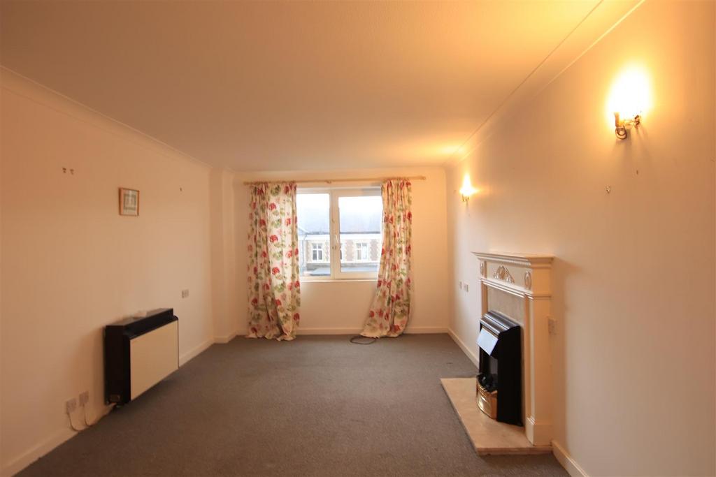 Groby Road, Altrincham 1 bed house for sale £80,000