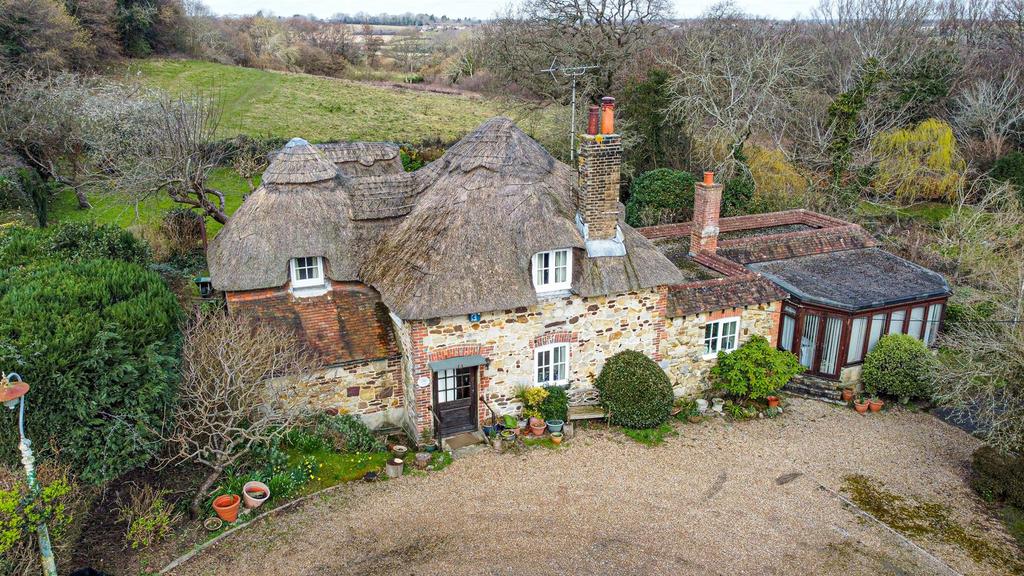 Battery Hill, Fairlight, Hastings 4 bed detached house for sale £735,000