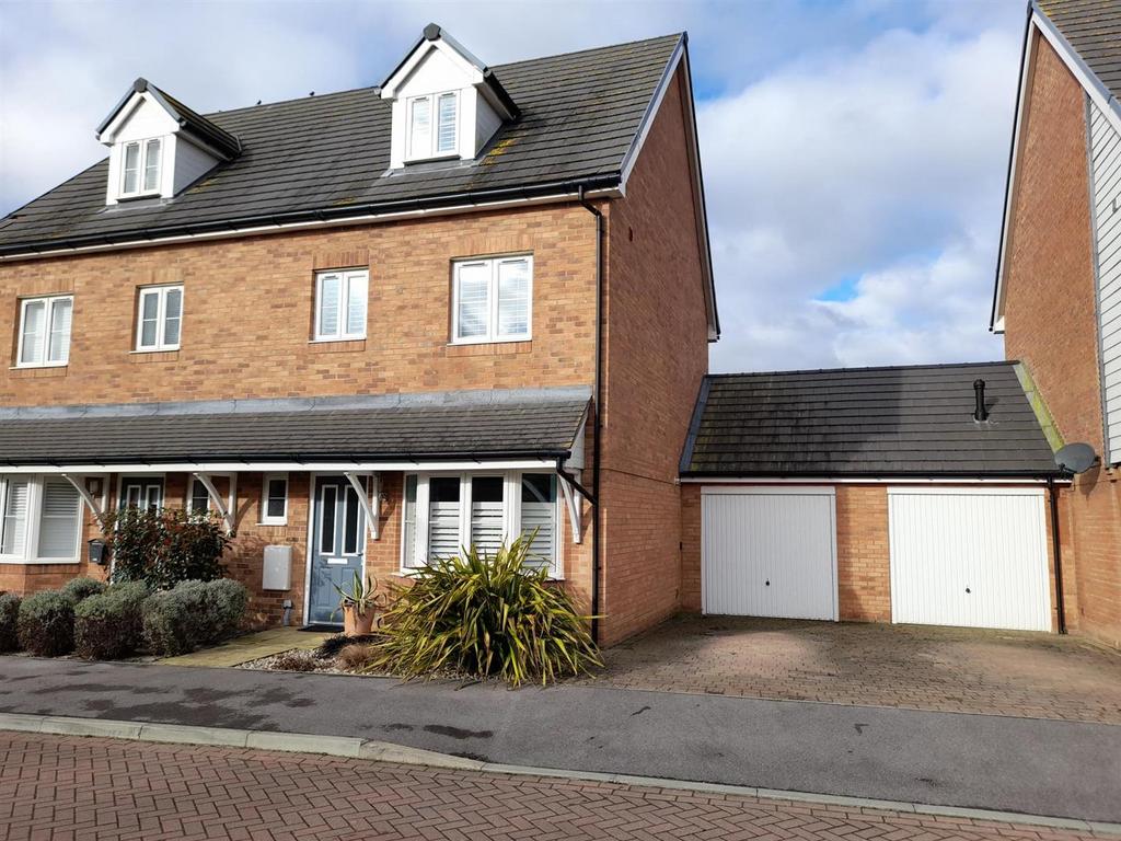Navigation Drive, Yapton 4 bed townhouse for sale £410,000