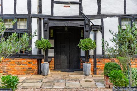 The Tudor Cottage Priory Road, Sunningdale, Ascot, SL5 9RQ