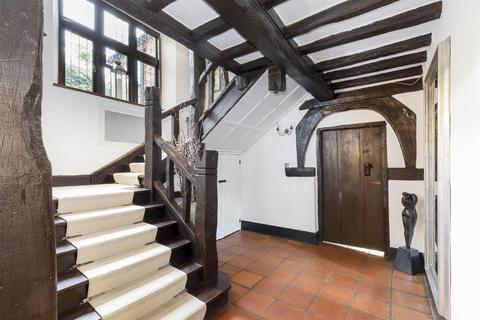 The Tudor Cottage Priory Road, Sunningdale, Ascot, SL5 9RQ