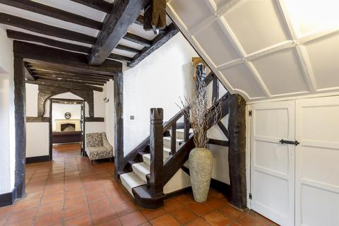 The Tudor Cottage Priory Road, Sunningdale, Ascot, SL5 9RQ