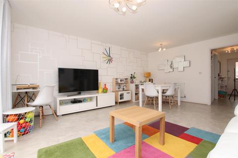 33 Bunker Square, Exeter, EX2 7SH