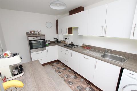 33 Bunker Square, Exeter, EX2 7SH