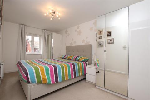 33 Bunker Square, Exeter, EX2 7SH