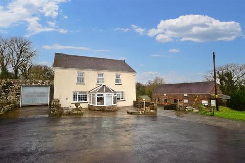 4 bedroom property with land for sale - Toch Lane, Llawhaden, Narberth