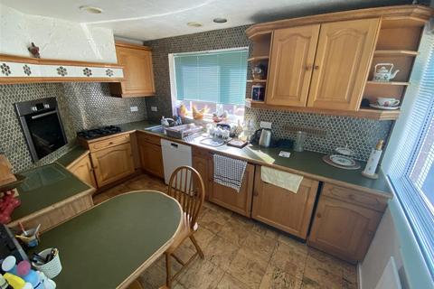 3 bedroom semi-detached house for sale - Redfern Road, Stone