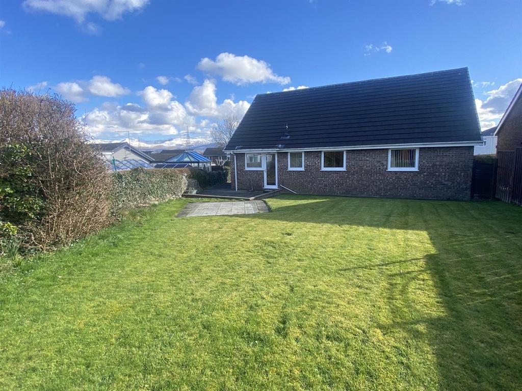 Glanllyn, Ffordd Caergybi, Llanfairpwllgwyngyll 3 bed detached bungalow