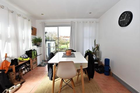 195 Gloucester Road, Cheltenham, GL51 8NJ