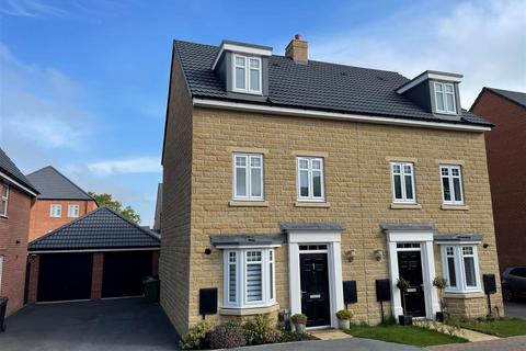 4 bedroom semi-detached house to rent - Montagu Close, Wetherby, LS22