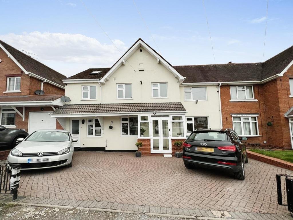 The Crescent, Queslett Road, Birmingham 6 bed semidetached house for