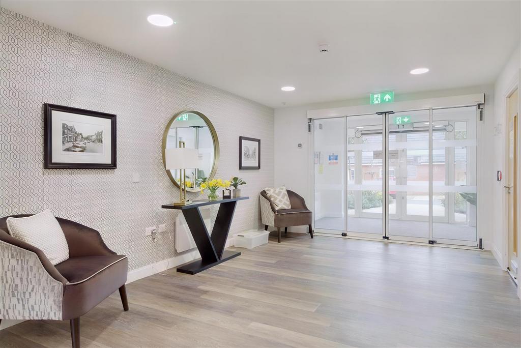 8539275-interior28.JPG