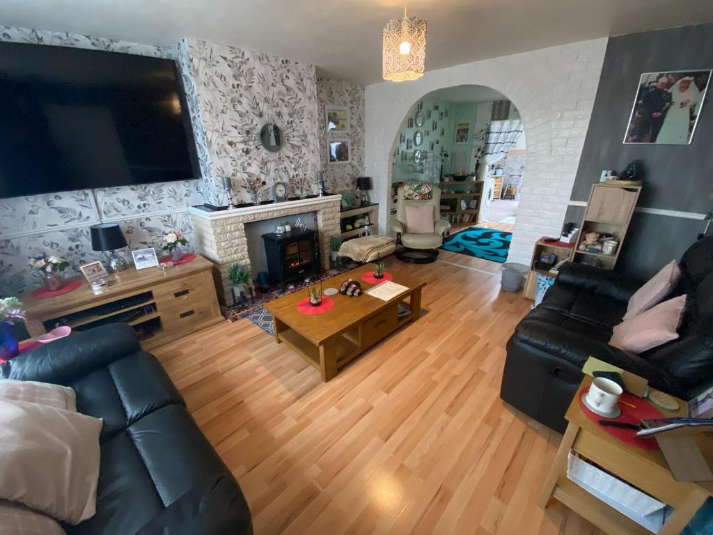 Seaton Drive, Standens Barn, Northampton NN3 3 bed detached house for