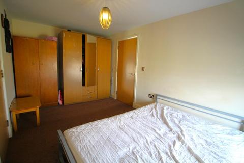 3 bedroom apartment for sale, Pocklington Drive, Manchester