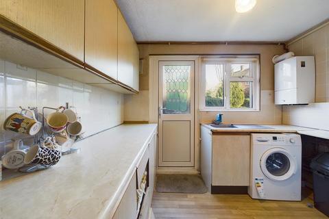 32 Frimley Crescent, New Addington, Croydon, CR0 0RH