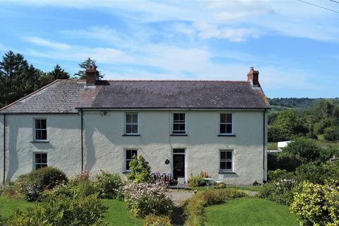 4 bedroom property with land for sale - Lampeter Velfrey, Narberth