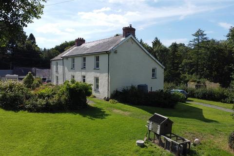 4 bedroom property with land for sale - Lampeter Velfrey, Narberth