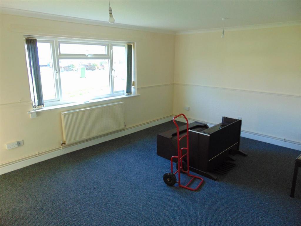 Walsall Wood Road, Aldridge 2 bed flat £650 pcm (£150 pw)