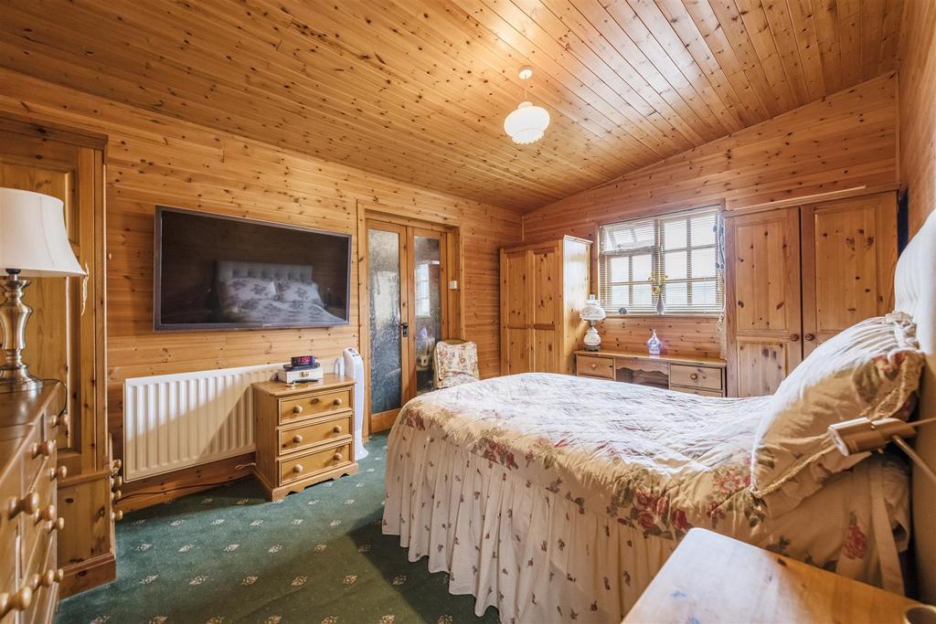 Lodge Master Bedroom.jpg