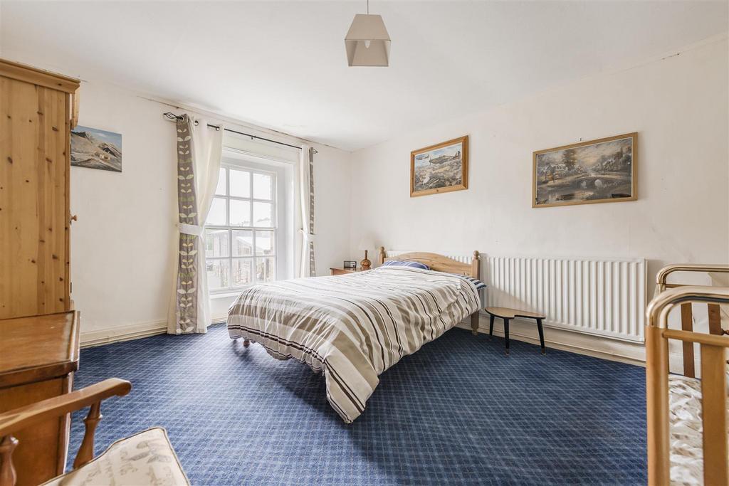 Bedroom 2.jpg
