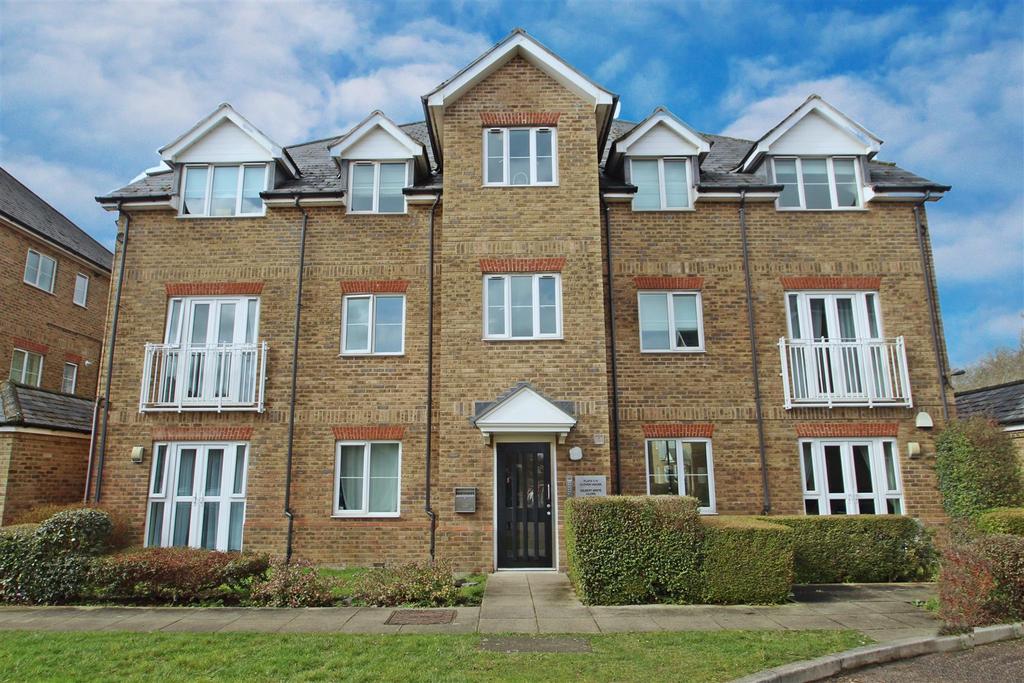 Gilbert White Close, Perivale 2 bed apartment £375,000