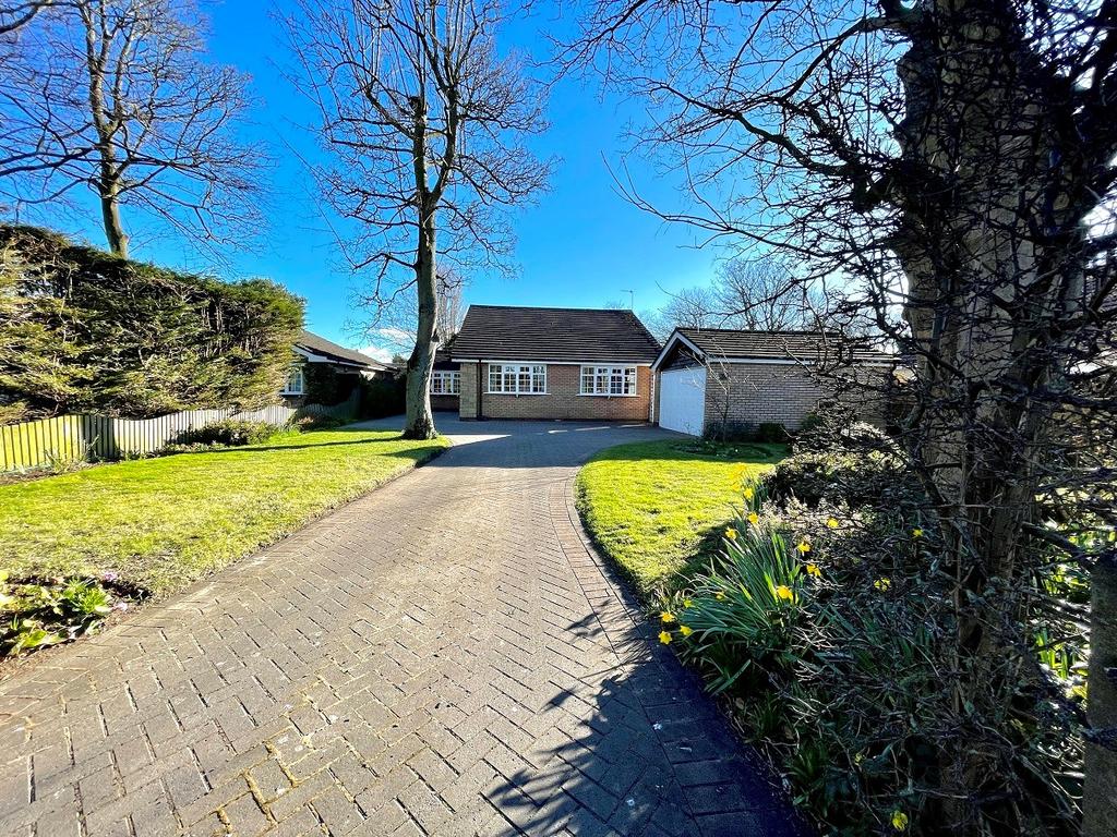 Raven Meols Lane, Formby, Liverpool, L37 4 bed detached house for sale