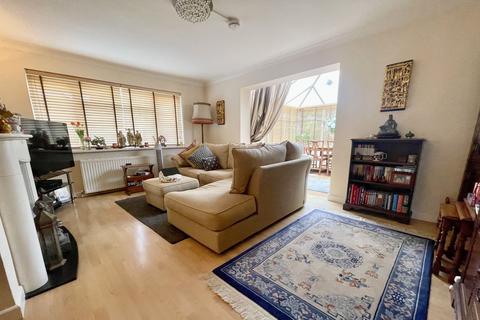 3 bedroom apartment for sale, Glenferness Avenue, Talbot Woods, Bournemouth, BH3