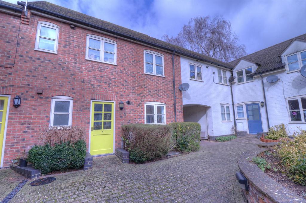 Tredwells Court, Evesham 1 bed apartment £610 pcm (£141 pw)