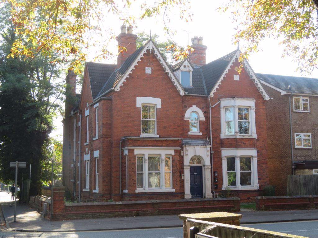 Park Road, Peterborough 1 bed flat £675 pcm (£156 pw)