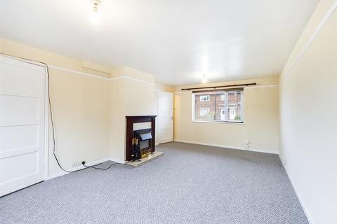 3 bedroom end of terrace house for sale - Auchinleck Close, Driffield