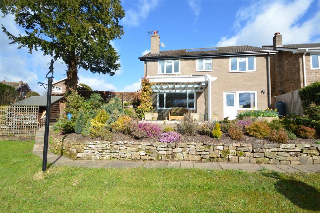 Woodlands Avenue, Hanwood 3 bed detached house for sale £475,000