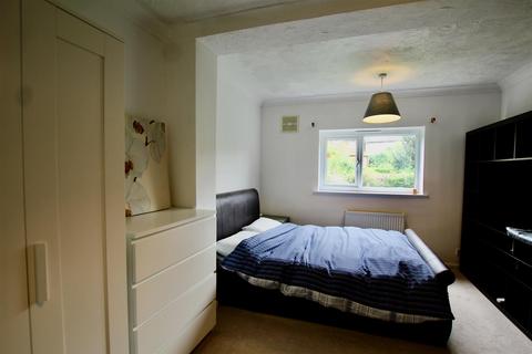 4 bedroom semi-detached house to rent - Whatton Road, Kegworth